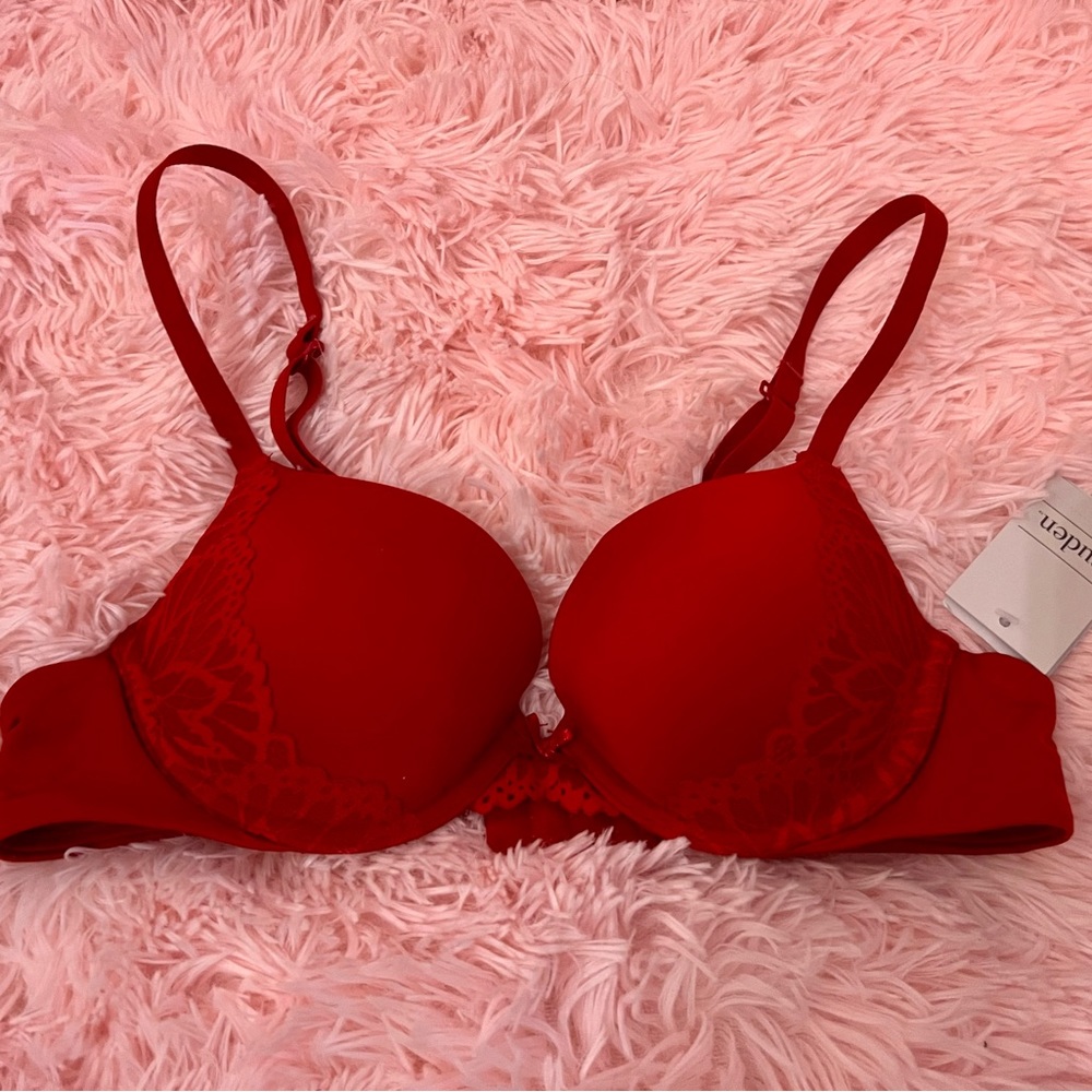 Auden the Radiant Bra size 32A